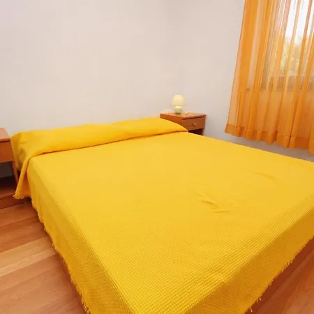 Apartamento With A Parking Space Punat, Krk - 5373