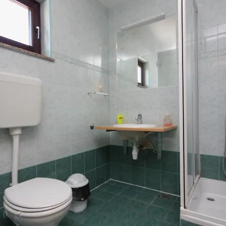 Apartamento With A Parking Space Punat, Krk - 5373