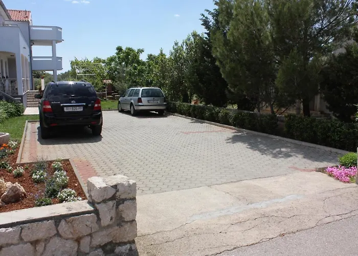 Lejlighed With A Parking Space Punat, Krk - 5373 *