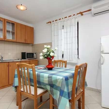 With A Parking Space Punat, Krk - 5373